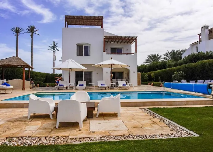White Heaven - Swim, Lounge & Sunset Magic